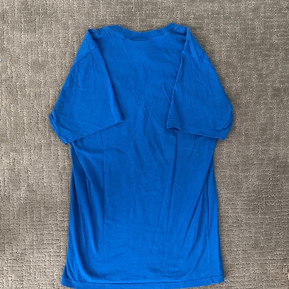 Metro State V-neck Shirt - Picture 2 of 3